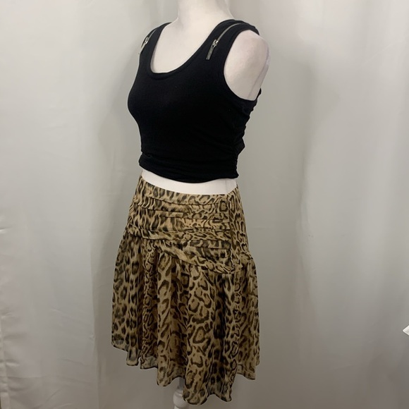 Express Leopard Print Mini Skirt- NWT- Size 4 - Picture 5 of 15